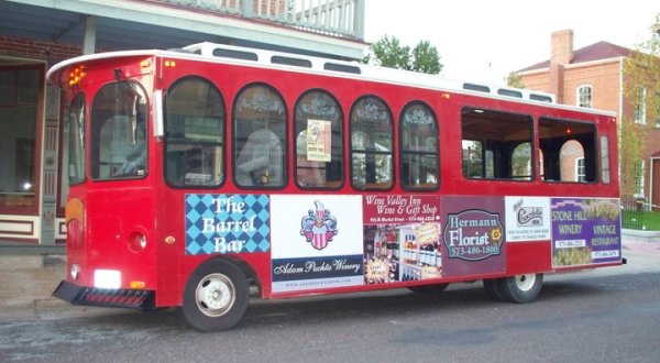 The Missouri Wine Trolley Tour You’ll Absolutely Love