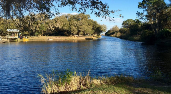 The Underrated Florida Lake That’s Perfect For A Summer Day