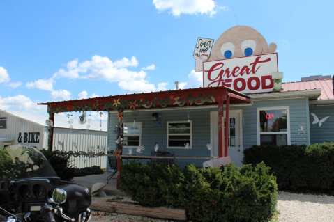 There’s A Small Town In Missouri Known For Its Truly Epic Burgers