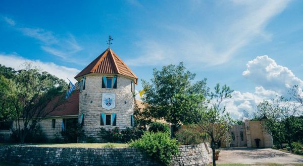 Spend The Night In Texas’ Most Majestic Castle For An Unforgettable Experience