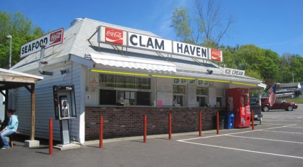 You’ll Find The Most Delicious Fried Clams At These 9 New Hampshire Restaurants