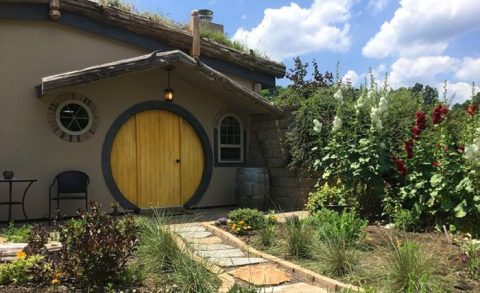 Spend The Night In The Shire Of Illinois And Live Like A Hobbit
