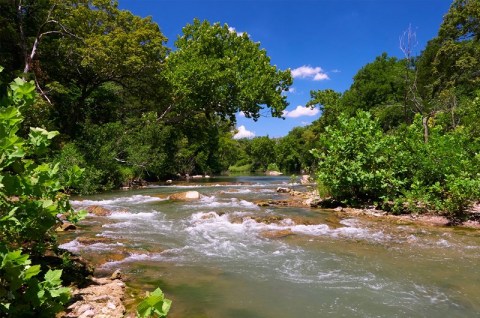 This Spring Fed River In Oklahoma Is The Perfect Spot To Spend A Summer's Day