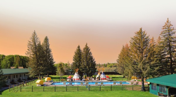 There’s A Five-Star Spa And Resort Tucked Away In A Small Wyoming Town You’ll Absolutely Love