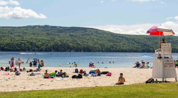These 10 New Hampshire Lakes Have Beaches That Rival the Coast