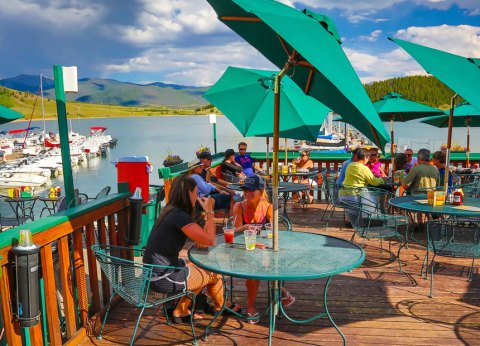 This Secluded Beachfront Restaurant In Colorado Is One Of The Most Magical Places You'll Ever Eat
