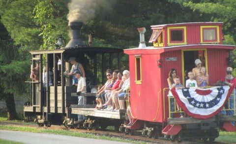 This Zero Cost Train Ride In West Virginia Is Up And Running Again And You'll Want To Visit ASAP