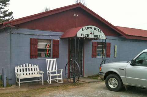 This Small Town Fish House Serves Some Of The Best Catfish In All Of Mississippi