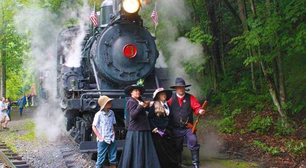 You’ll Absolutely Love This Wild West Train Ride In West Virginia