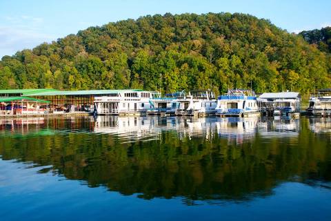You'll Definitely Want To Visit This Relaxing Kentucky Resort Before Summer Ends