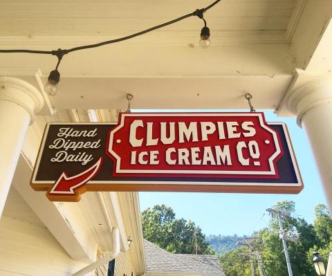 The Timeless Ice Cream Shop In Tennessee That's Been Around For Decades
