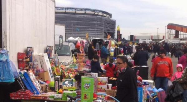 You Could Easily Spend All Weekend At This Enormous New Jersey Flea Market