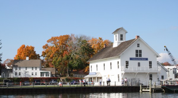 You’ll Never Forget A Trip To The Most Enchanting Town In All Of Connecticut