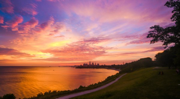 Here Are 9 Stunning Places To Watch The Sun Set In Cleveland That Will Blow You Away