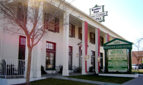 This Ridiculously Haunted Nevada Hotel Is Not For The Faint Of Heart