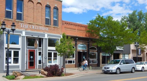 The Small Town Near Denver That Was Named The Best Place to Raise a Family