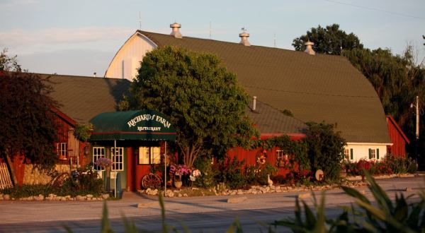 10 Countryside Restaurants In Illinois That Are Almost Too Good To Be True