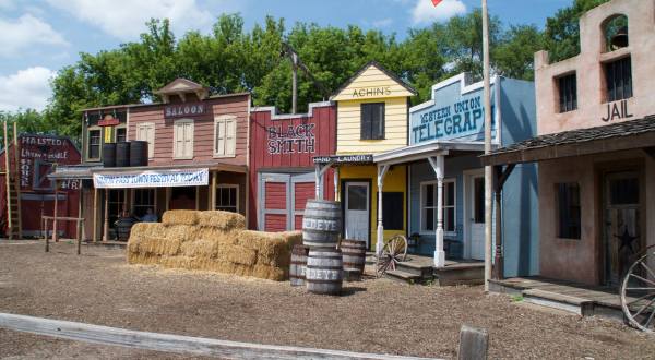 This Amusement Park In Illinois Will Take You Back To The Wild West