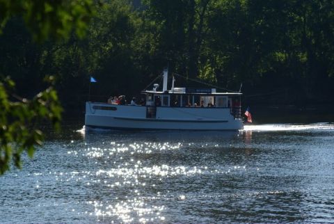 The Riverboat Cruise In Connecticut You Never Knew Existed