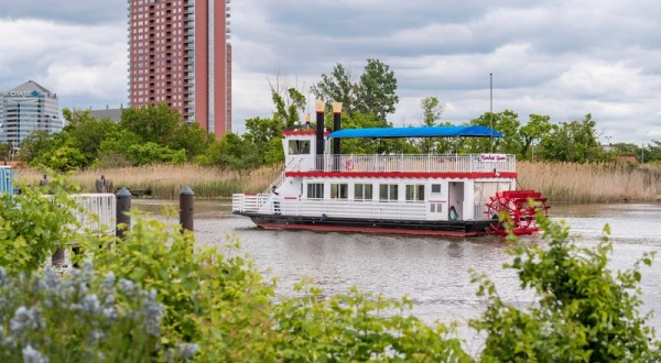 The Riverboat Cruise In Delaware You Never Knew Existed