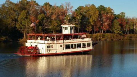 The Riverboat Cruise In Alabama You Never Knew Existed