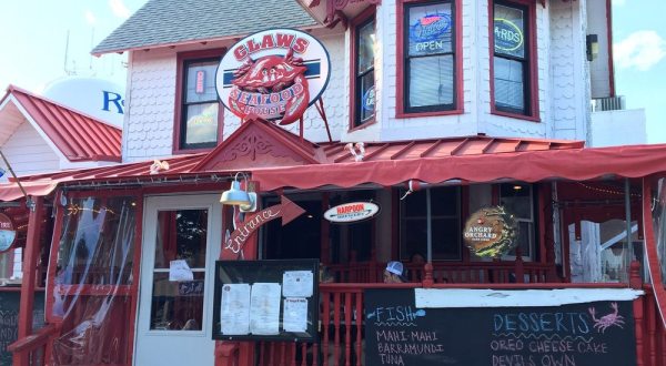 These 11 Restaurants in Delaware Serve The Most Mouthwatering Crab Dip