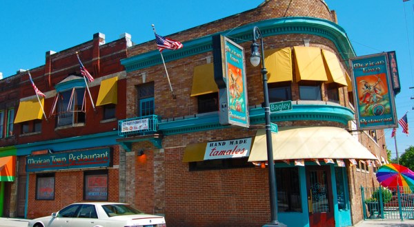 12 Under The Radar Restaurants In Detroit That Are Scrumdiddlyumptious