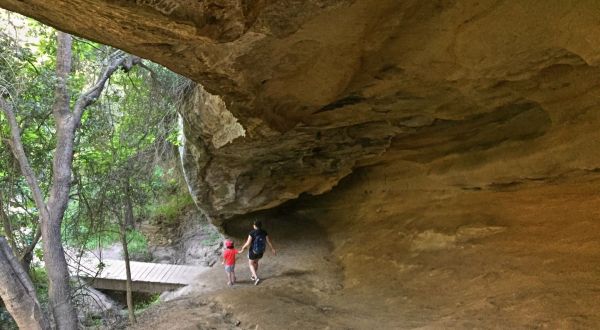 Most People Have No Idea This Unique Cave In Southern California Even Exists