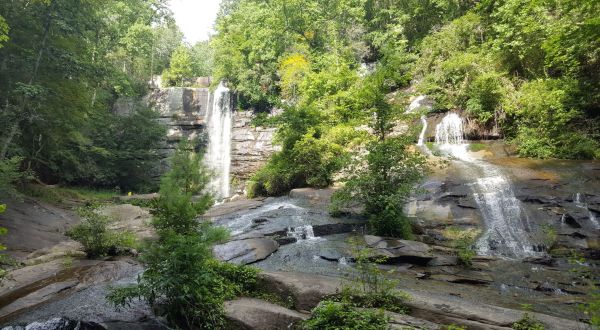 The Hike In South Carolina That Takes You To Not One, But TWO Insanely Beautiful Waterfalls