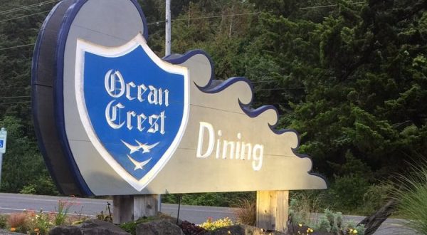 This Secluded Beachfront Restaurant In Washington Is One Of The Most Magical Places You’ll Ever Eat