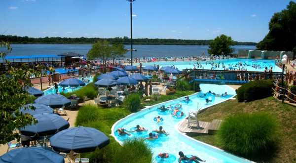 9 Little Known Swimming Spots Around St. Louis That Will Make Your Summer Awesome