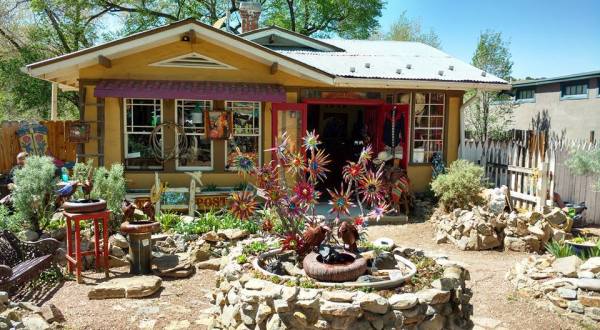 It’s Impossible Not To Love The Most Eccentric Town In New Mexico