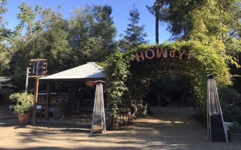 The Hidden Outdoor Restaurant In Southern California That's Anything But Ordinary