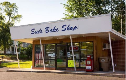 16 Old Fashioned Donut Shops in Wisconsin That Will Make You Feel Right At Home