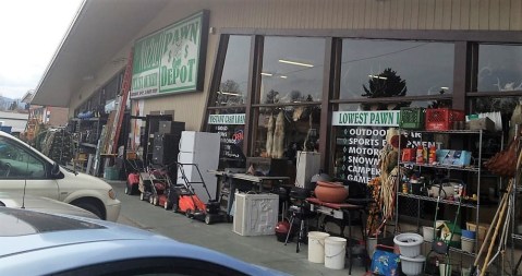 If You Live In Montana, You Must Visit This Unbelievable Thrift Store At Least Once
