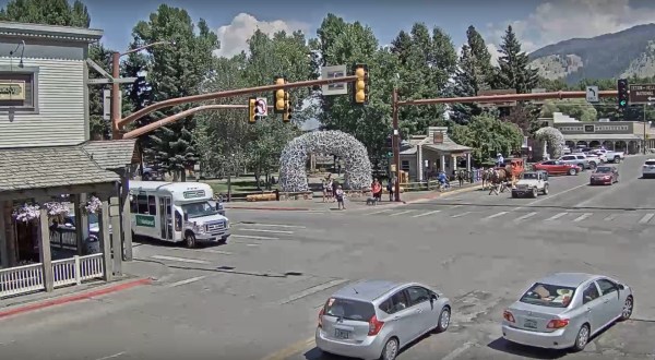 The Seemingly Ordinary Livestream Of This Wyoming Town Has Fascinated Thousands
