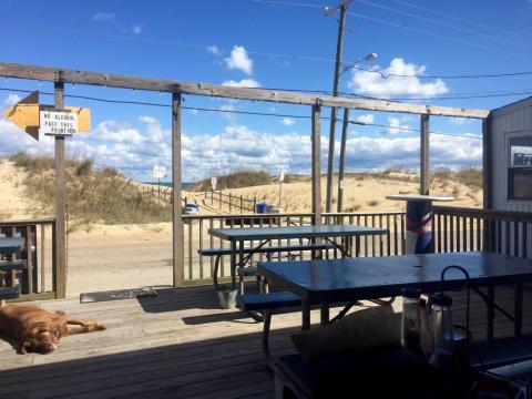 This Secluded Beachfront Restaurant In Virginia Is One Of The Most Magical Places You’ll Ever Eat