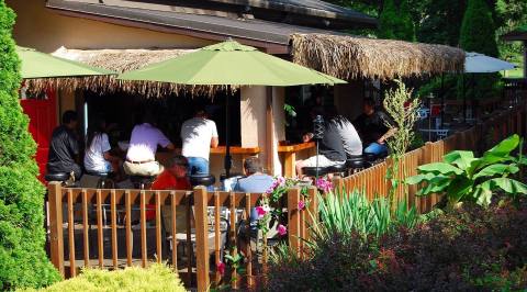 The Tropical Themed Restaurant In West Virginia You Must Visit Before Summer's Over