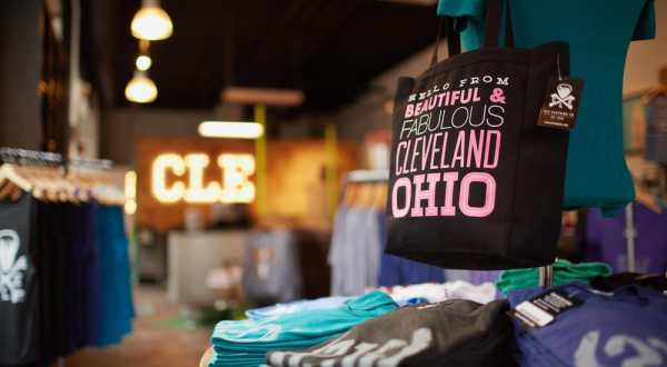 11 Awesome Cleveland Clothing Stores That Let You Wear Your Pride On Your Sleeve – Literally
