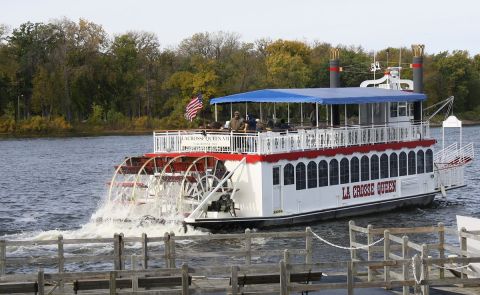 A Cruise On This Authentic Wisconsin Paddleboat Is Picture Perfect for A Summer Evening