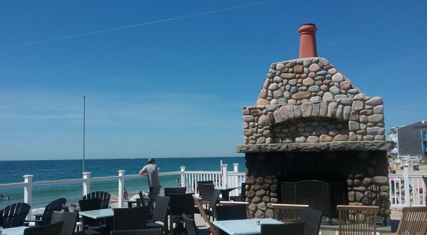 This Secluded Beachfront Restaurant In Rhode Island Is One Of The Most Magical Places You’ll Ever Eat