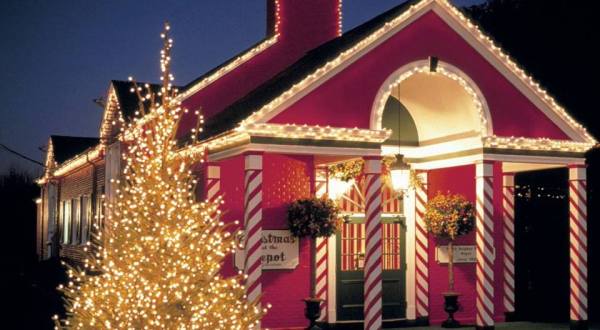 The Magical Place In West Virginia Where It’s Christmas Year-Round