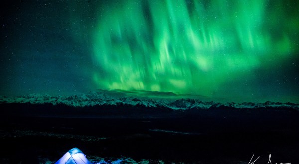 The One Mesmerizing Place In Alaska To See The Northern Lights