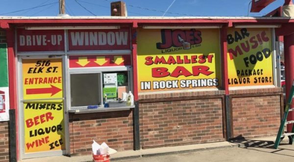 The Tiniest Bar In All Of Wyoming Is Incredible And You’ll Want To Visit
