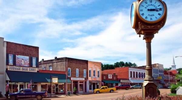 10 Underrated Mississippi Towns That Deserve A Second Look