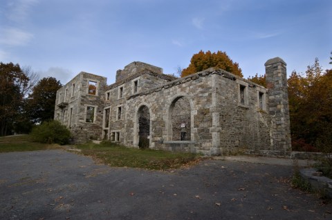 These 9 Unbelievable Ruins In Maine Will Transport You To The Past