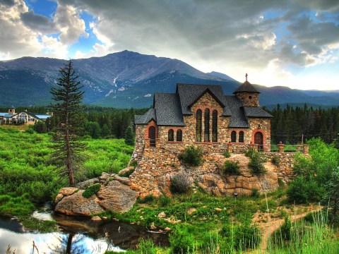 The Chapel In Denver That's Located In The Most Unforgettable Setting
