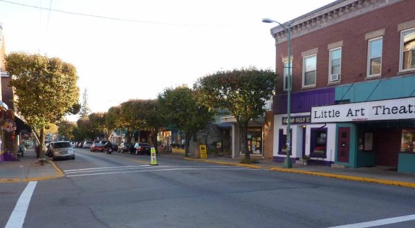 How This Small Ohio Town Quietly Became The Coolest Place In The Midwest