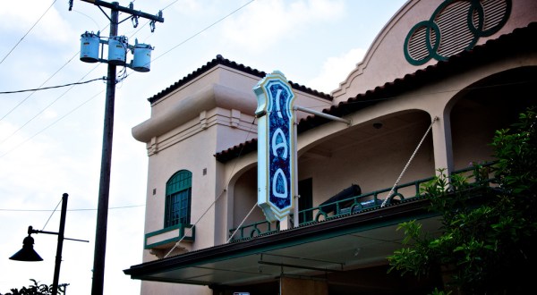 The Haunted Hawaii Theater That Is Not For The Faint At Heart