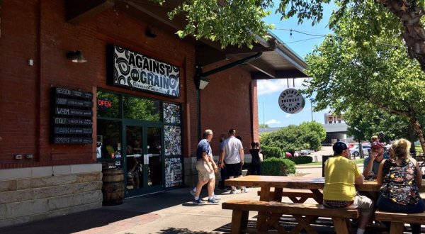 10 Outstanding Breweries You’ll Want To Visit In Louisville